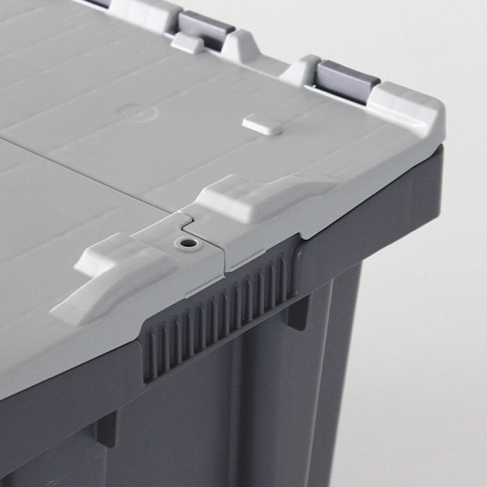 Detail of the seal hole of the stackable box